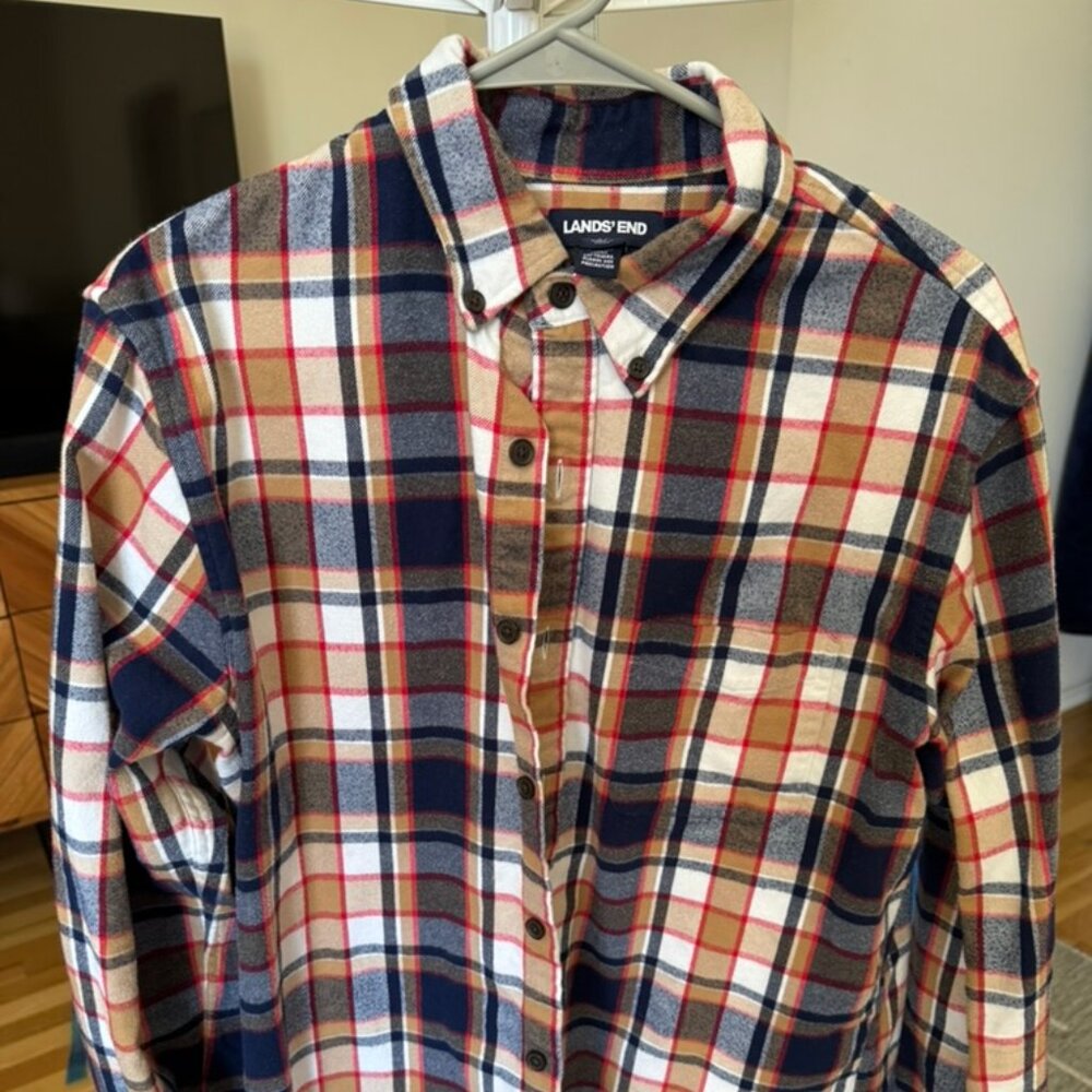 CLOSETOUT: Lands' End Tailored Fit Flannel Shirt (Size M, 15-15.5")